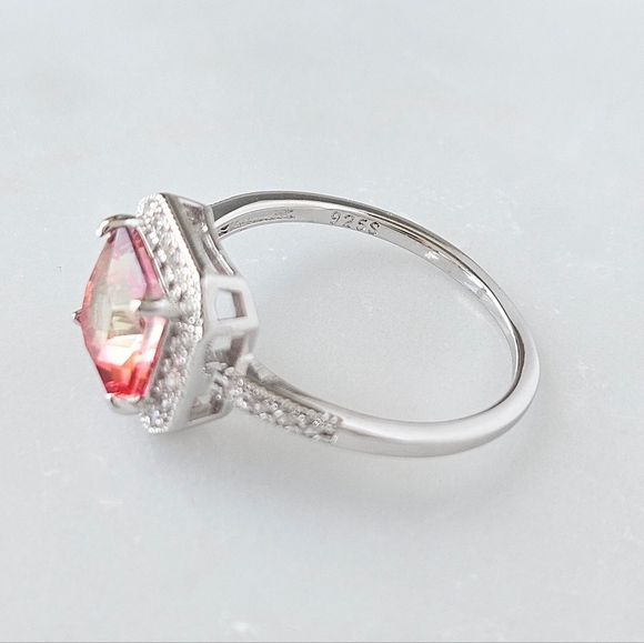 Emerald cut peach and pink gemstone ring, 925 Sterling Silver Charmed Aroma - Picture 2 of 4